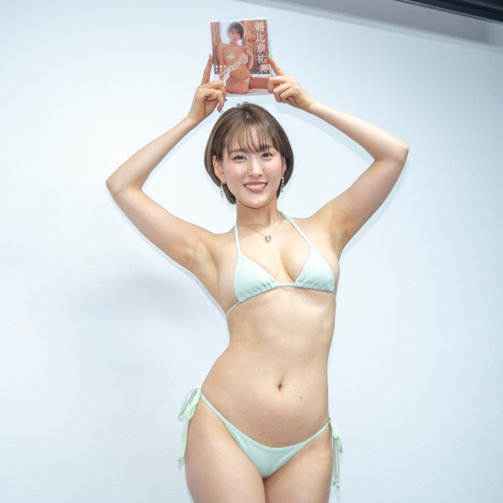 朝比奈祐未イメージDVD「破廉恥セクレタリー」(スパイスビジュアル)取材会より