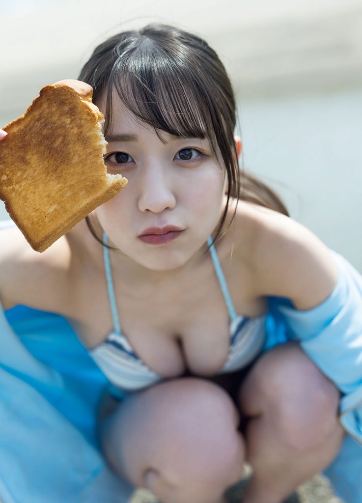 「週刊プレイボーイ39&40号」に登場している柳川みあ