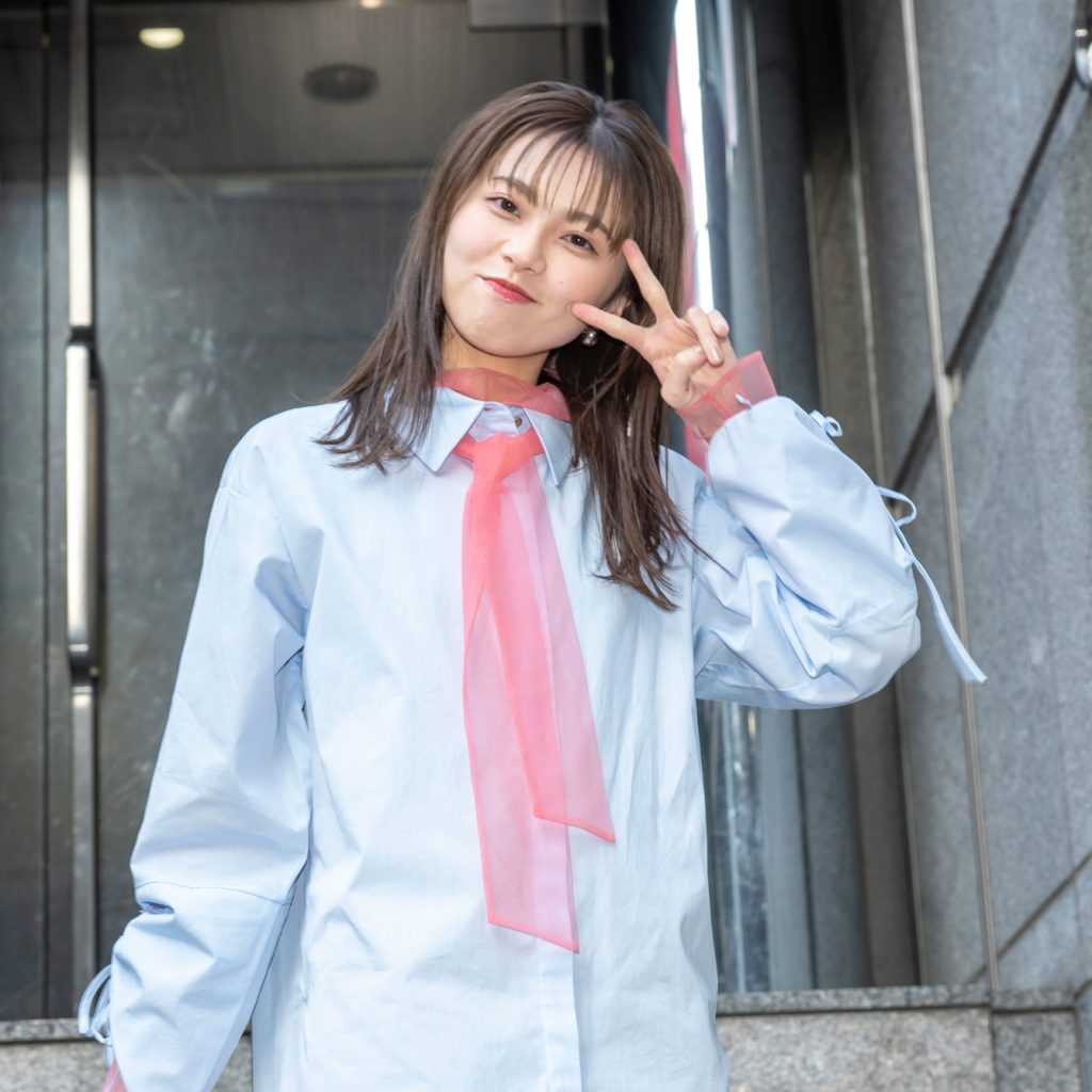 1st写真集「彼女の名前」(玄光社)を発売したHKT48地頭江音々