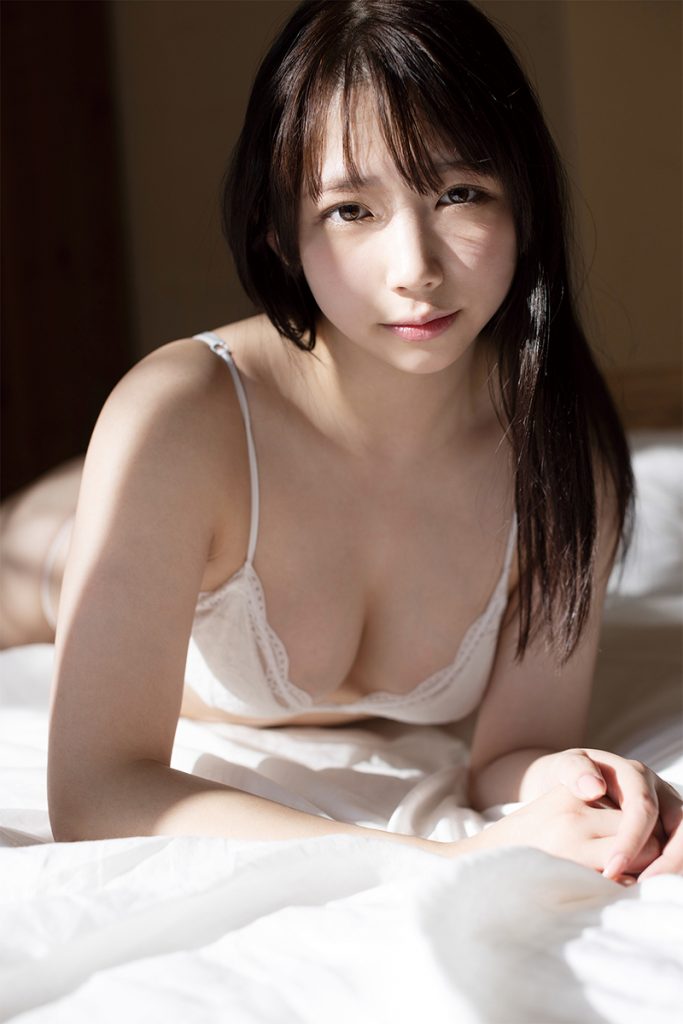 新田りおDVD「はじめまして」より