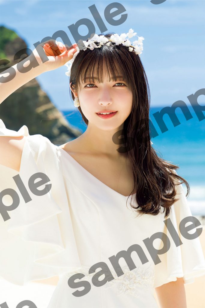 「櫻坂46大園玲1st写真集 半分光、半分影」より封入ポストカード6