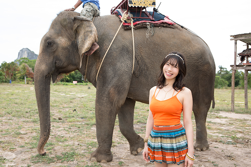 グラビアアイドル鈴木ふみ奈イメージDVD＆Blu-ray「mung ming－ムンミン－」より