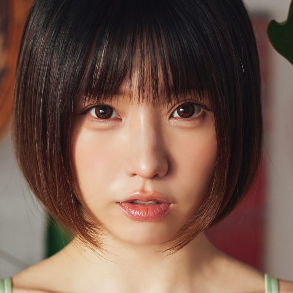 ナンバーワンコスプレイヤー・えなこがSNSに投稿した画像が話題に