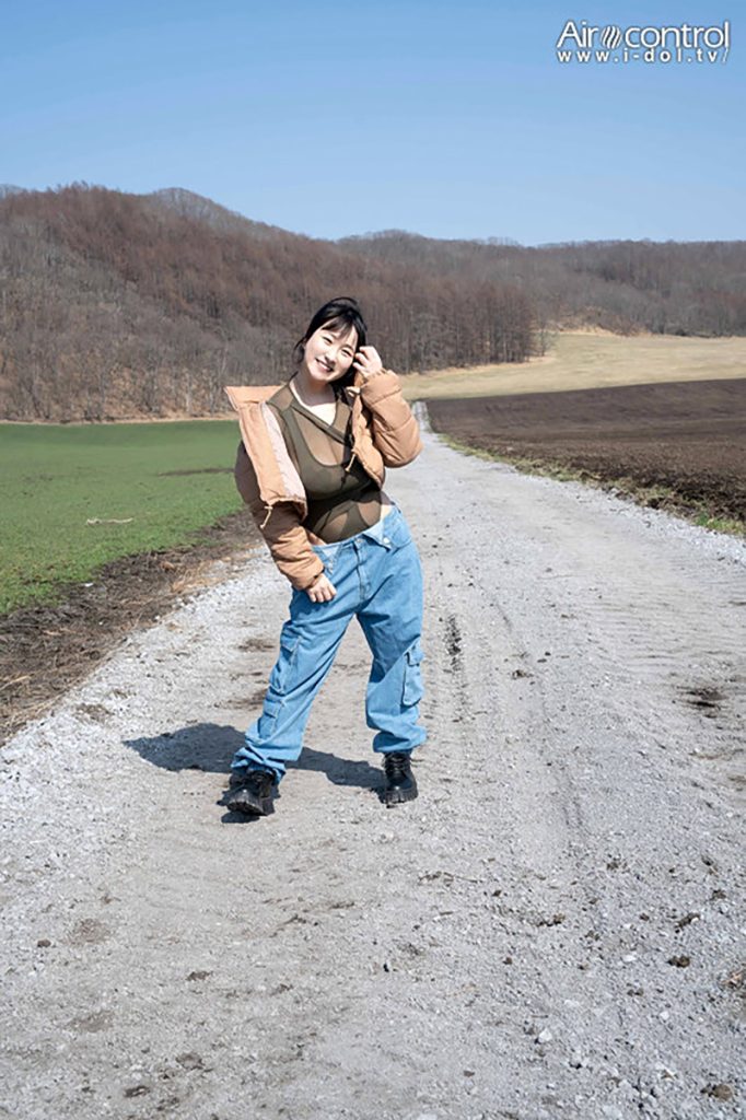 グラビアアイドル桐山瑠衣イメージDVD&Blu-ray「Femme fatale K-ファムファタール-」より