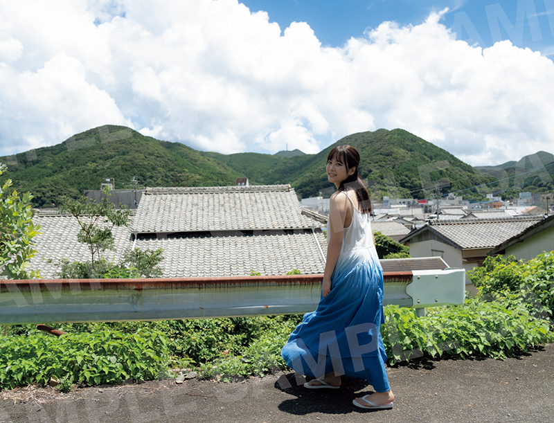 東雲うみ3rd写真集『うみの近く』