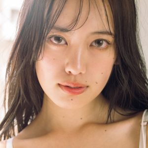 “ジュニアアイドル”柏木さりなからReinaへ改名！『週プレ』で雑誌初グラビア