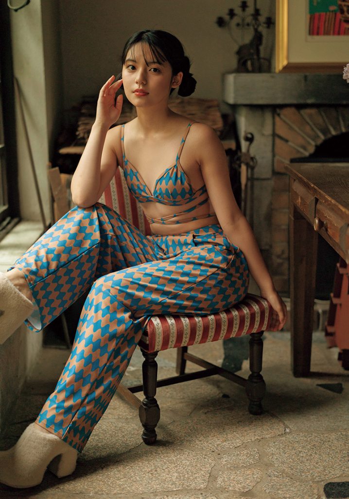 『旬撮GIRL Vol.23』に登場している松島かのん