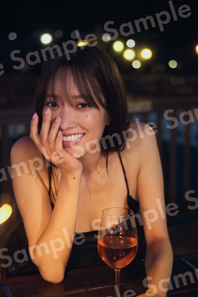 日向坂46・佐々木久美1st写真集『めくる日々』より封入特典ポストカード4