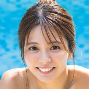 ラウンドガールとしても注目の現役看護師・立華理莉、本格的な水着撮影に挑戦