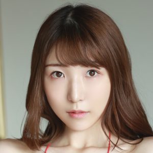 “歩くマイナスイオン”斉藤きな、グラビアデビューの1st DVDで新人らしからぬ自慢のボディーを披露