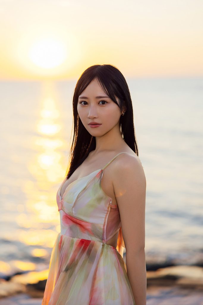 川瀬もえ1st写真集『Manual』