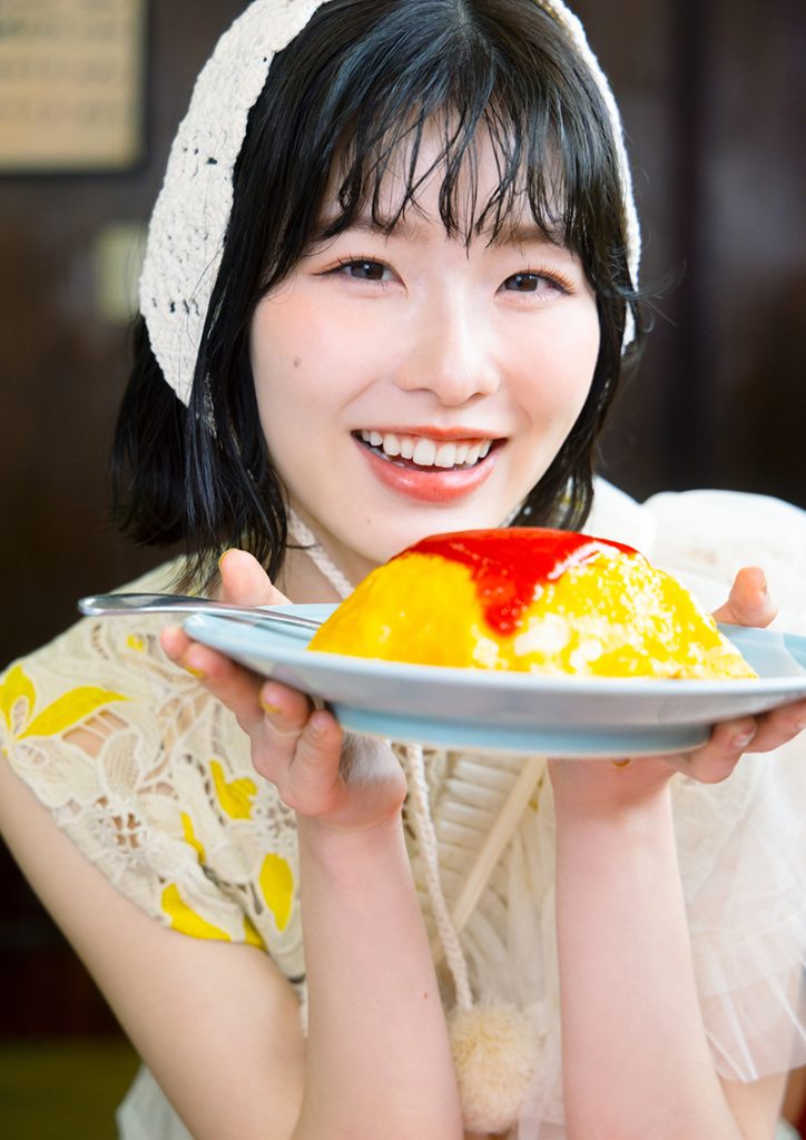 『浅井七海1st写真集 ナナミイロ』