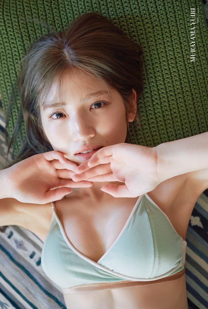 『BRODY6月号』両面特大ポスター裏:AKB48・村山彩希