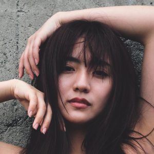 豊田ルナ、ブラックビキニで魅了『週プレ』約2年半ぶりのグラビア