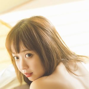 中国・上海出身のコスプレイヤー、約2年ぶり『週プレ』グラビアに登場