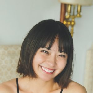 元プロ野球チアガール宇野乃さらさ、ドキドキの初水着グラビア