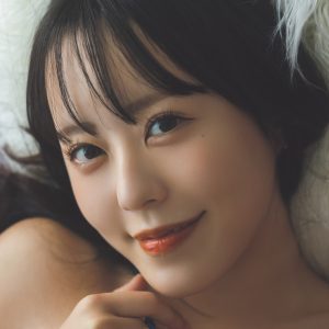 フェリス女学院大学卒のコスプレイヤー兼ピアニスト『週プレ』グラビアに初登場