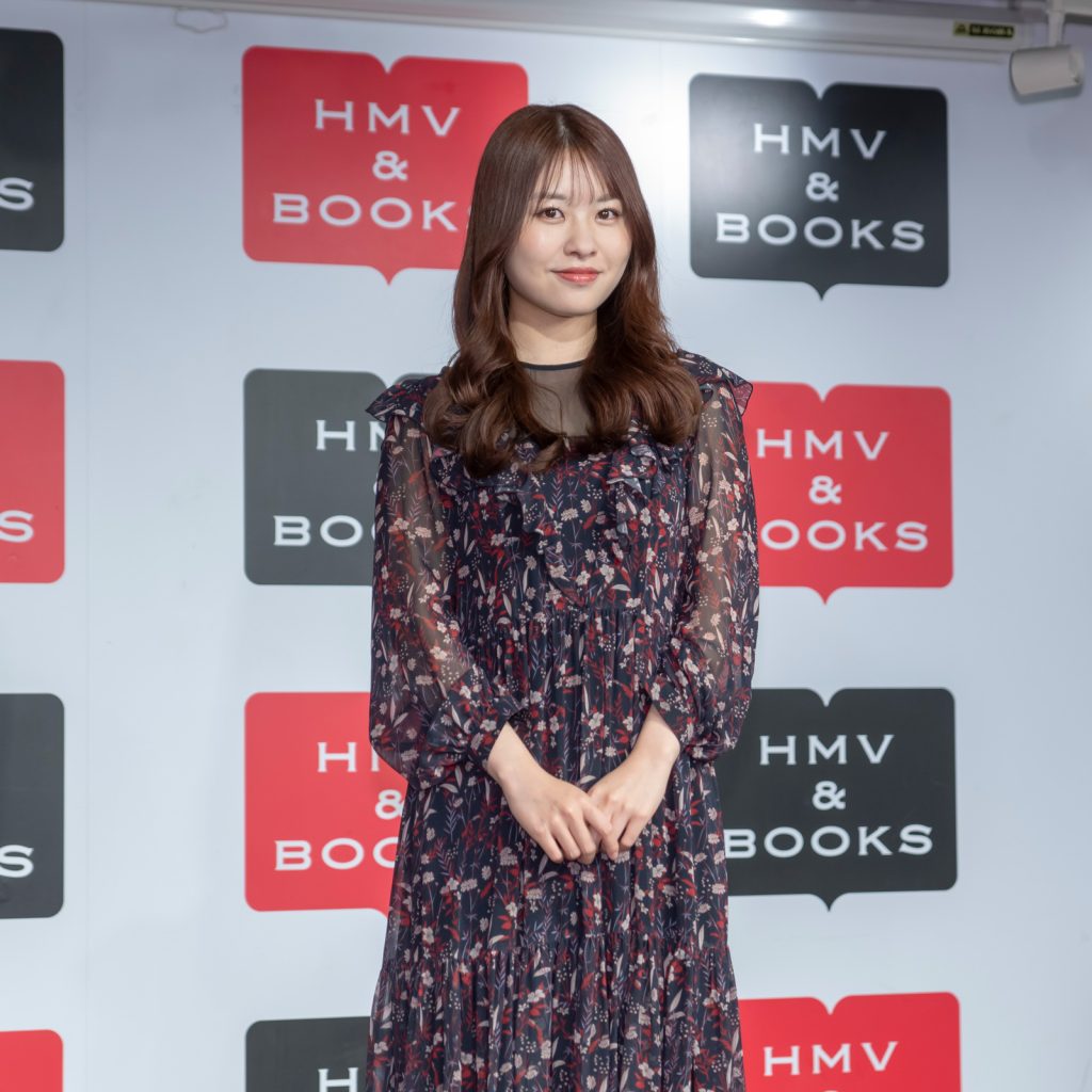 中西智代梨1st写真集「ちより日和」発売記念取材会より