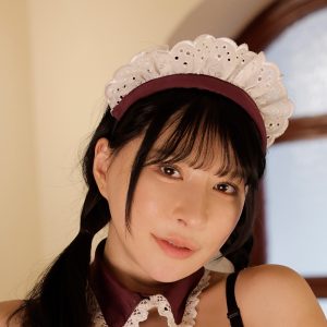 看護師＆グラドル二刀流…笹井絢乃、御主人様に従順なメイド役を熱演