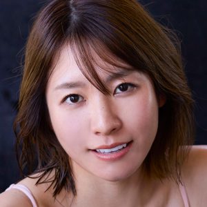 グラビアアイドル夏来唯「会社行く時間でしょ！」人妻設定が妙にリアル…31歳大人の魅力全開