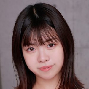 グラビアアイドル小日向ゆり、自慢のスタイルで誘惑