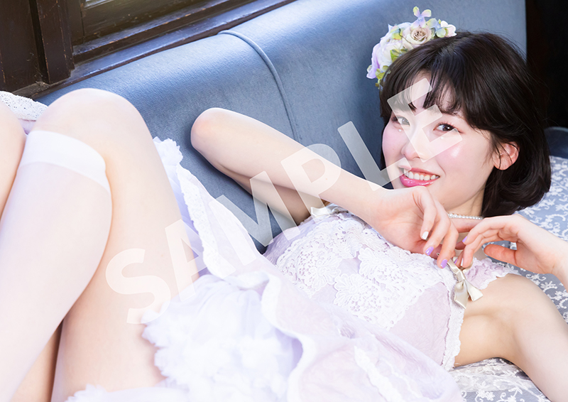 『浅井七海1st写真集 ナナミイロ』HMV&BOOKS online限定特典生写真