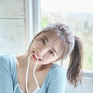 SKE48 菅原茉椰 1st写真集『シャッターチャンス』が、発売１周年記念に「未公開カット」解禁！