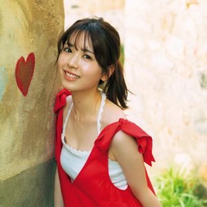 乃木坂46筒井あやめ、ミニワンピ・サロペット・パジャマ・オーバーオール…1st写真集『感情の隙間』裏表紙カット4種解禁