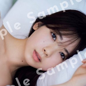 乃木坂46筒井あやめ、“天使のような美しさ”…封入特典ポストカード第4弾はランジェリー姿の添い寝ショット