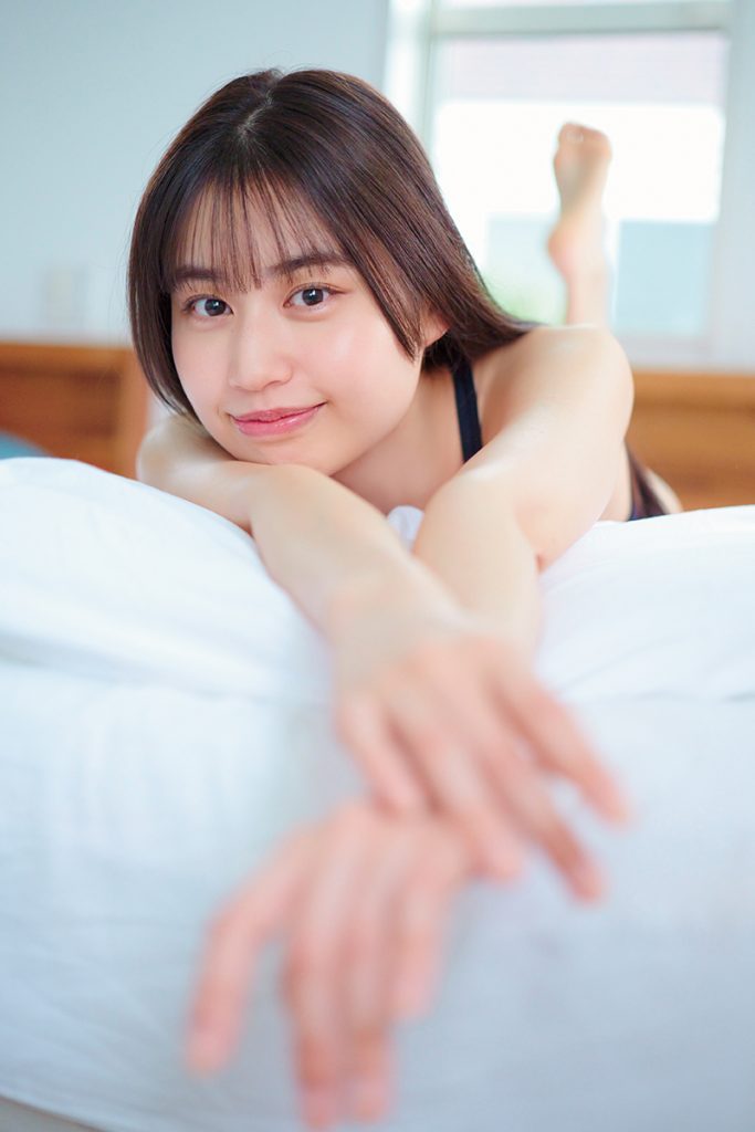 元HKT48・安陪恭加イメージDVD「Smile Beauty」より