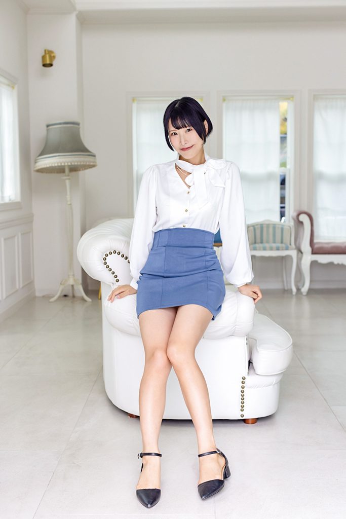 アイドルグループ「Aicong(アイコン)」椎原えみイメージDVD「I.D」より