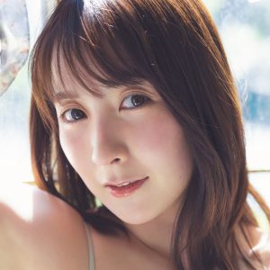 グラビアアイドル紺野栞、デビュー10周年に満を持して『週プレ』初登場