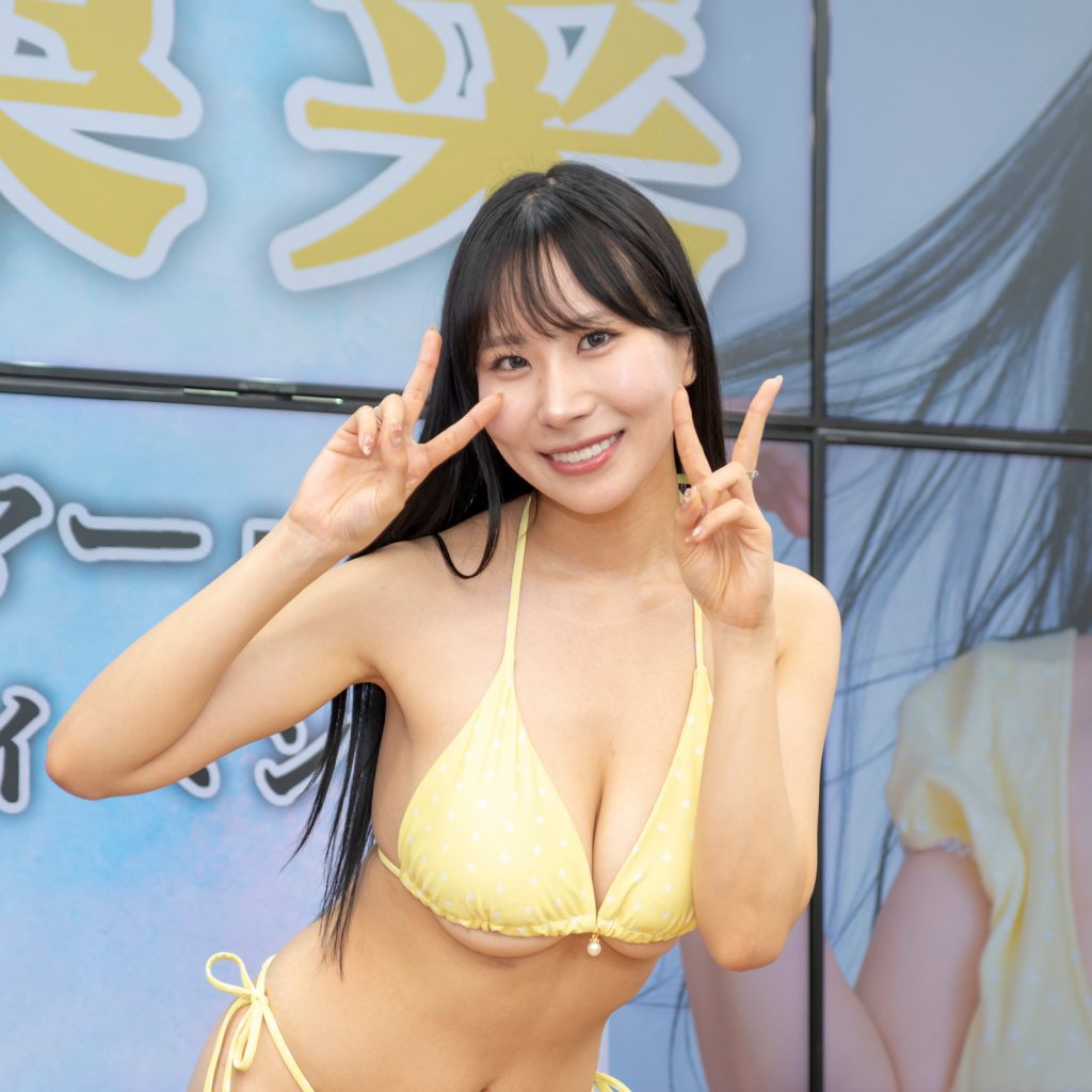 イメージDVD「ミルキー・グラマー」(竹書房)発売記念取材会に出席した工藤梨菜