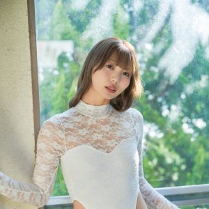 ハイレグ姿で美脚際立つ…高身長グラドル幕田みゆ、新人離れの脱ぎっぷりでグラビアDVDデビュー