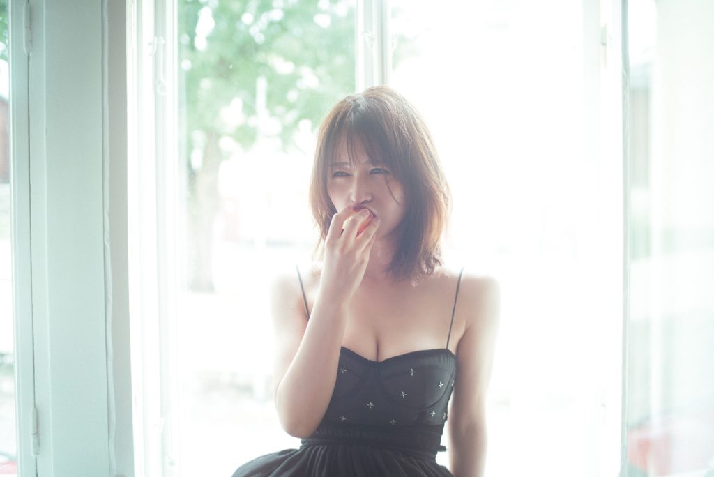 長濱ねる2nd写真集『長濱ねる』より