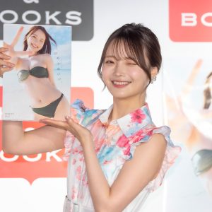 “あざとさの天才”新谷姫加、浴衣がはだけて大人っぽく…念願の1st写真集が完成