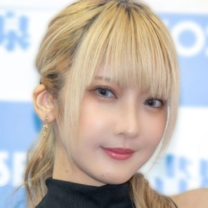 火将ロシエル、“ドラゴンガール”ビキニカットを披露「美人さんですね」「眼差しに射抜かれました」