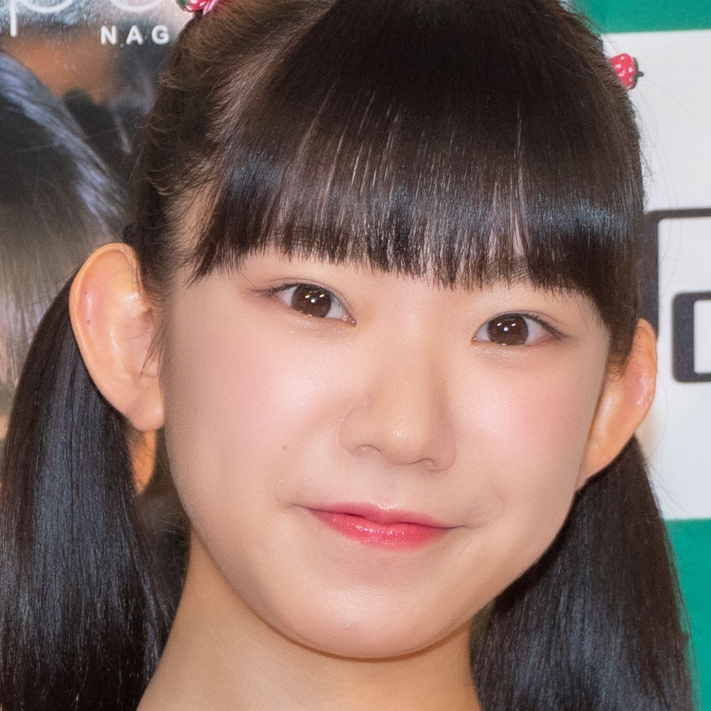 グラビアアイドル長澤茉里奈がSNSに投稿した画像が話題に