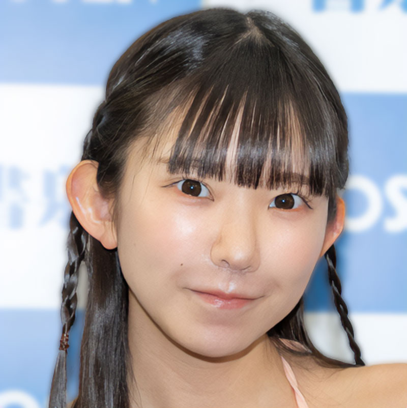 グラビアアイドル長澤茉里奈がSNSに投稿した画像が話題に