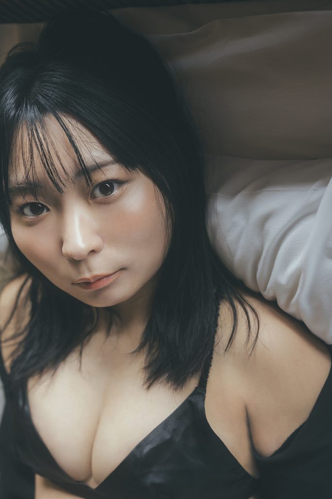 アンゴラ村長1st写真集『標準体型』より