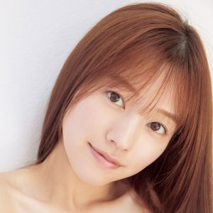 LinQ髙木悠未1st写真集『タカラモノ』ついに発売…デコルテライン美しい新カットも公開