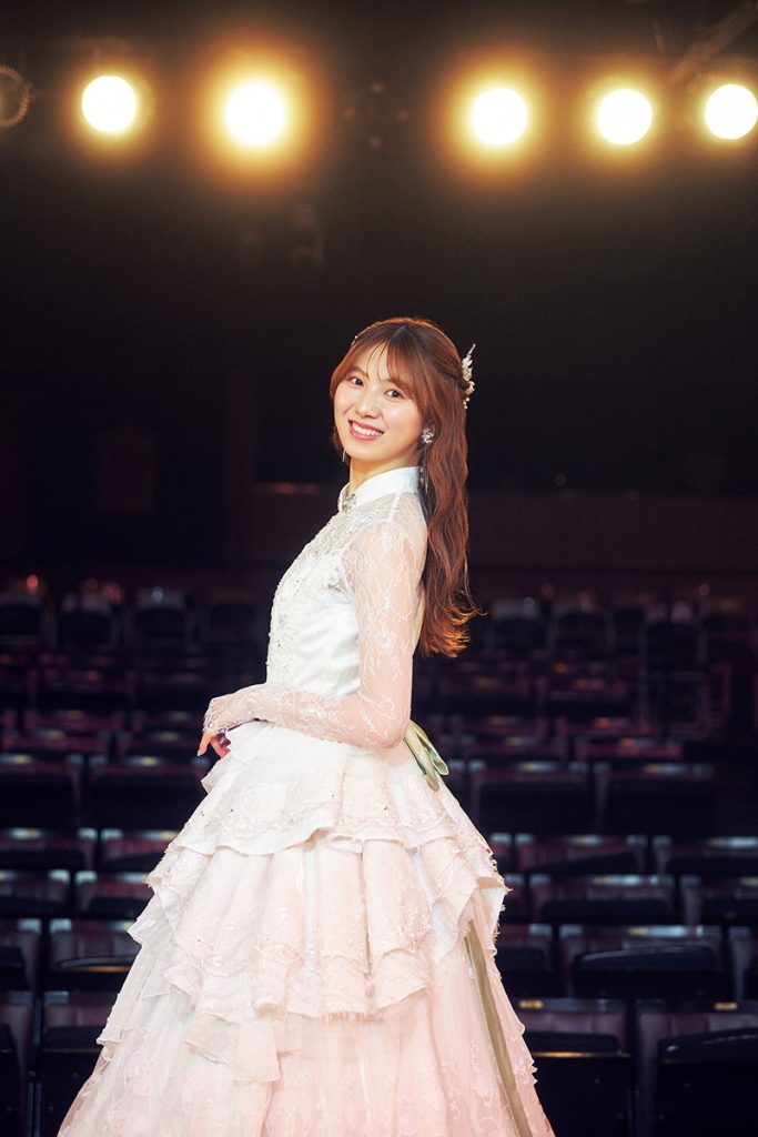 SKE48・菅原茉椰2nd写真集『Opportunity』セブンネット版表紙カット