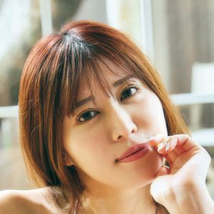 レースアンバサダー界の新星が大人の色気あふれるグラビア