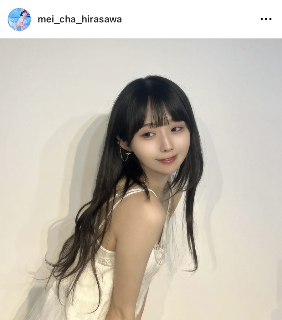 流し目がとても色っぽい1枚