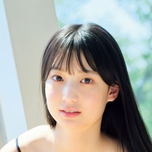 “今日好き”で話題の美女が二度目の登場、爽やかなグラビアショット