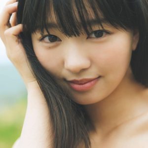 身長165cm八頭身美女が抜群のプロポーションを披露