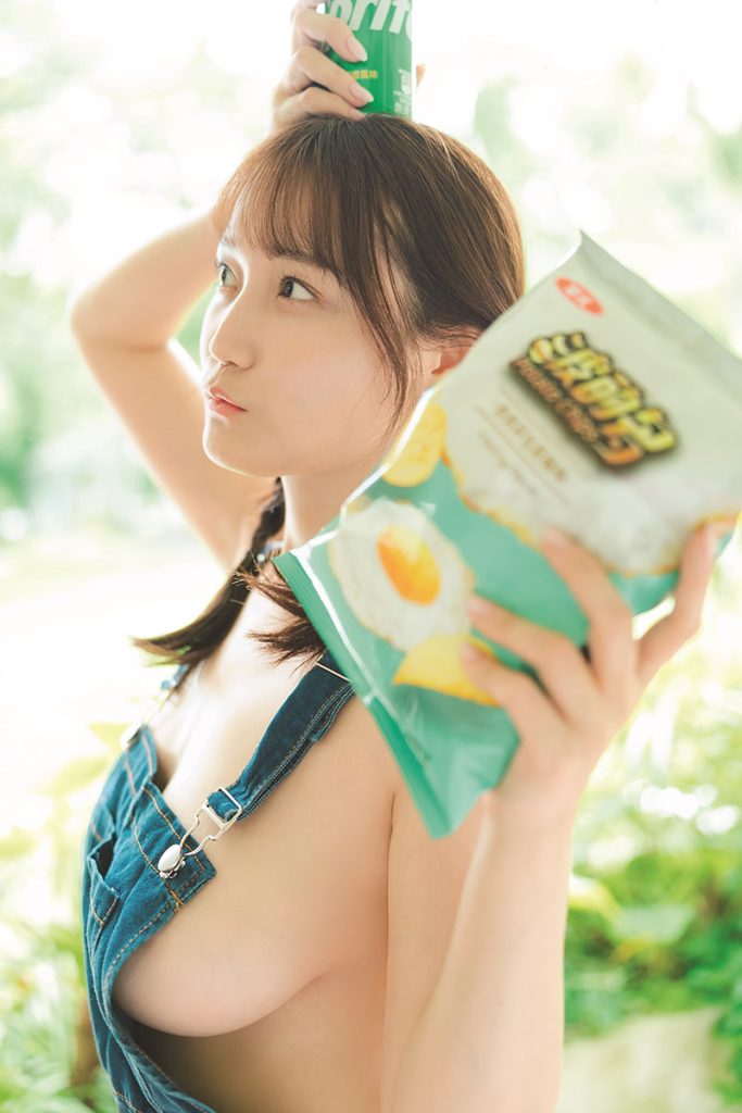 『世良ののか1st写真集　ののかっぷ。』より