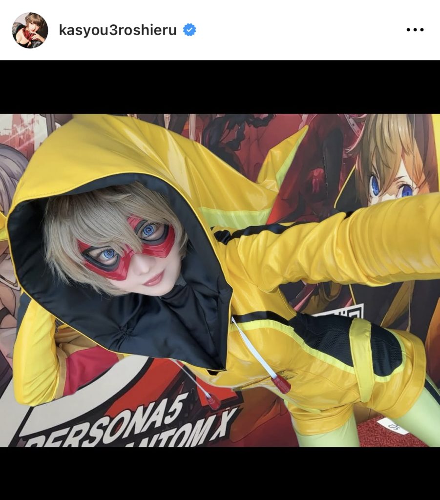 「AnimeExpo2025」での「ペルソナ5X」のコスプレでポーズを決める