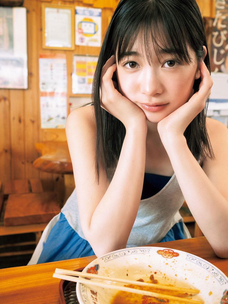 『週刊少年マガジン35号』に登場している今森茉耶