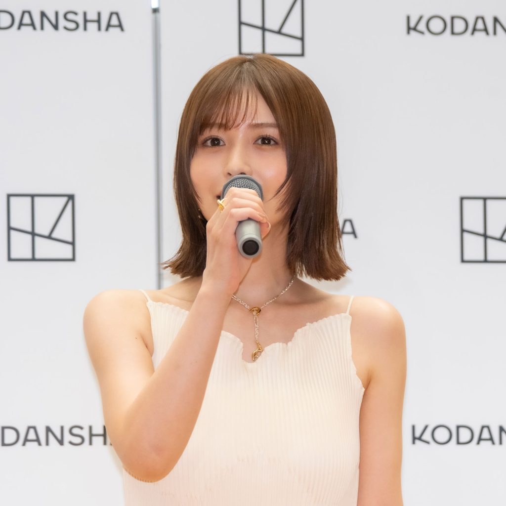 写真集「長濱ねる」発売記念取材会に出席した長濱ねる